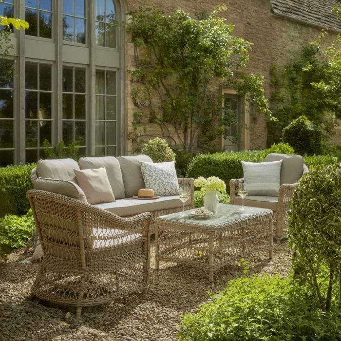 Outdoor living rooms