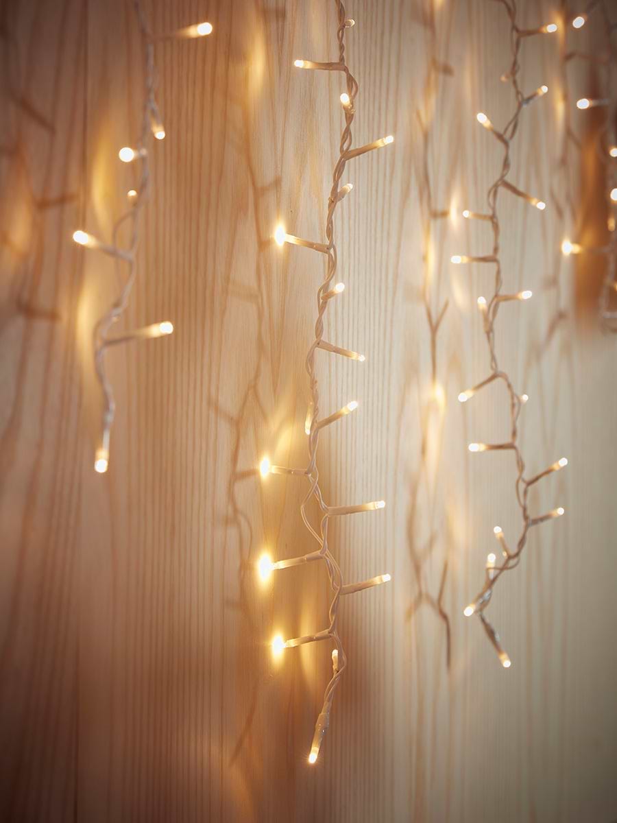 Extendable Twinkle Icicle Lights