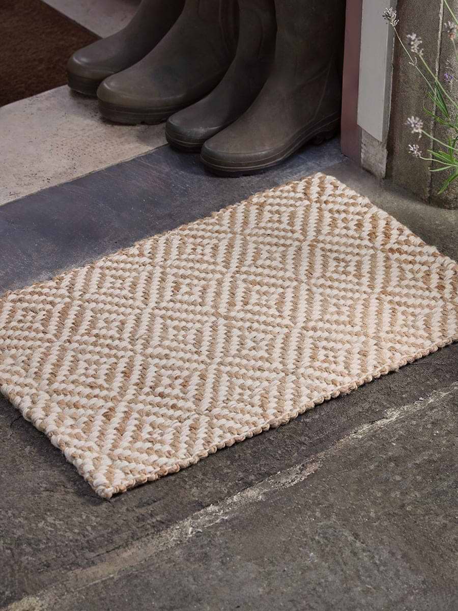 Braided Jute Diamond Doormat