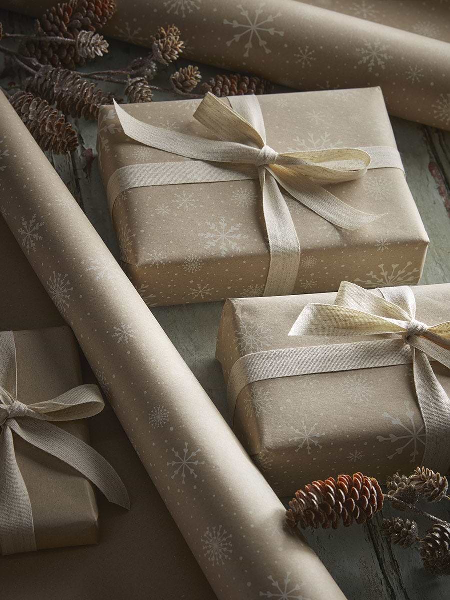 Winter Snowflakes Wrapping Paper - 5m
