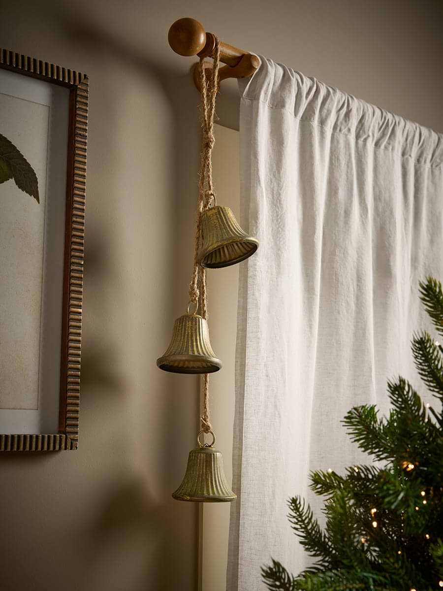Verdigris Style Hanging Bell Cluster