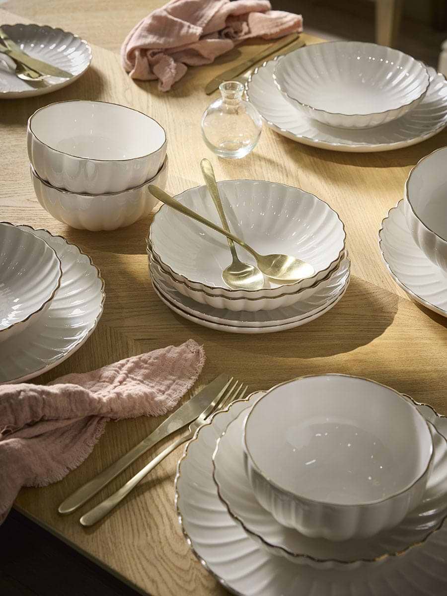 Kamila Dinnerware