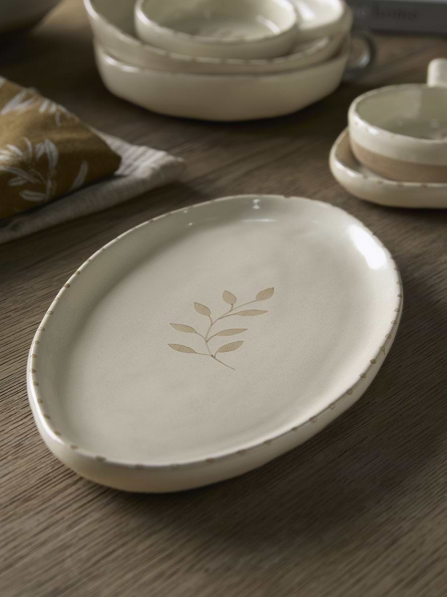 Ochre Leaf Serveware