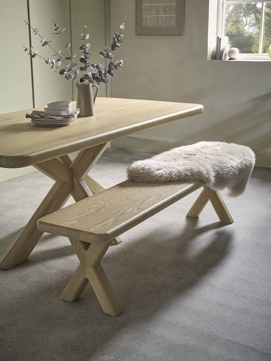 Edvin Bench
