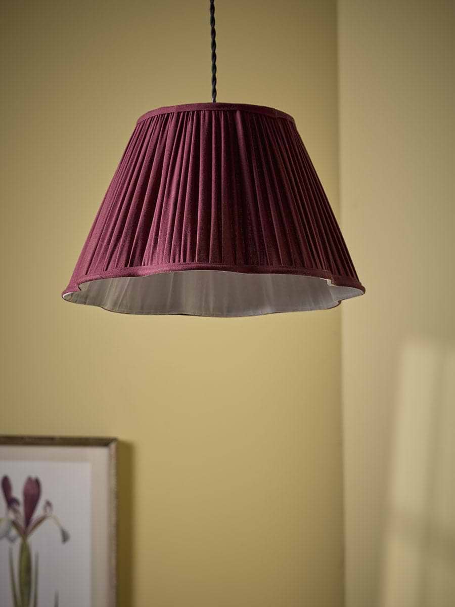Mulberry Scalloped Shade