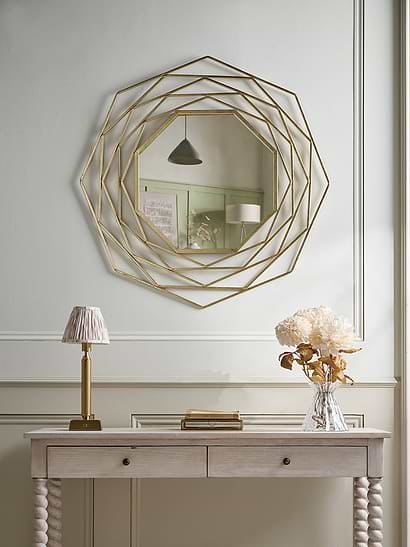 Aino Mirror