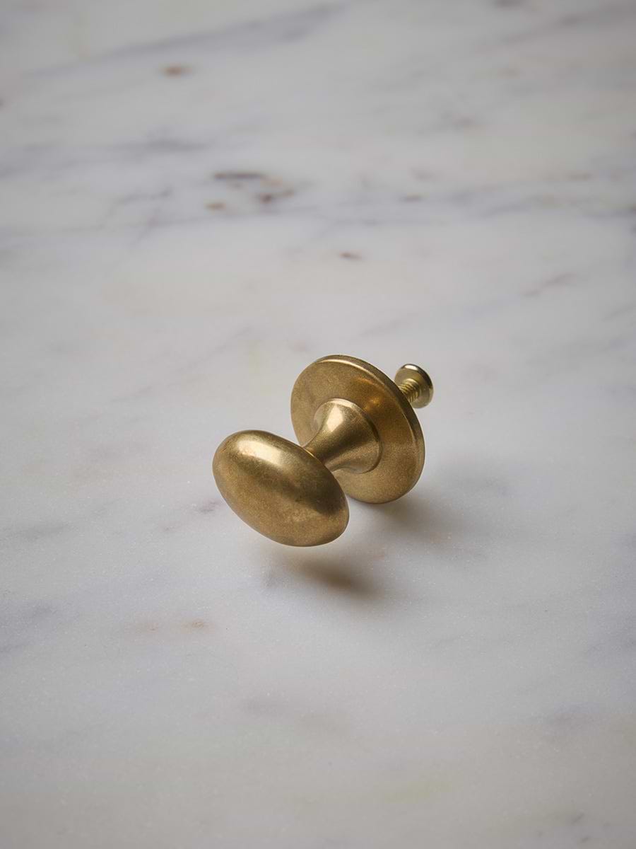 Oval Knob - Antique Brass