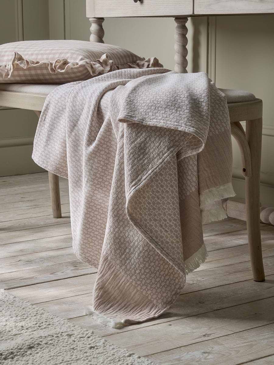 Fellford Throw - Faded Rose