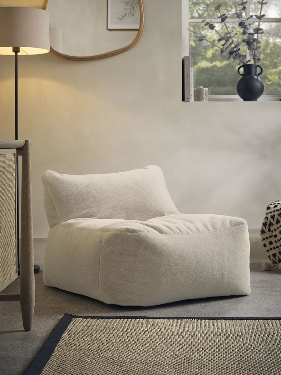 B Chair in Short Pile Fur