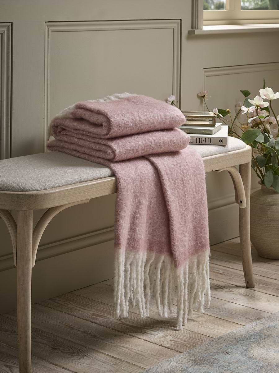 Cosy Doze Throw - Blush