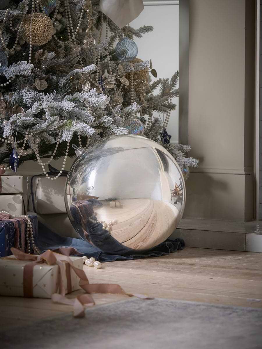 Supersized Bauble - Silver - 40cm