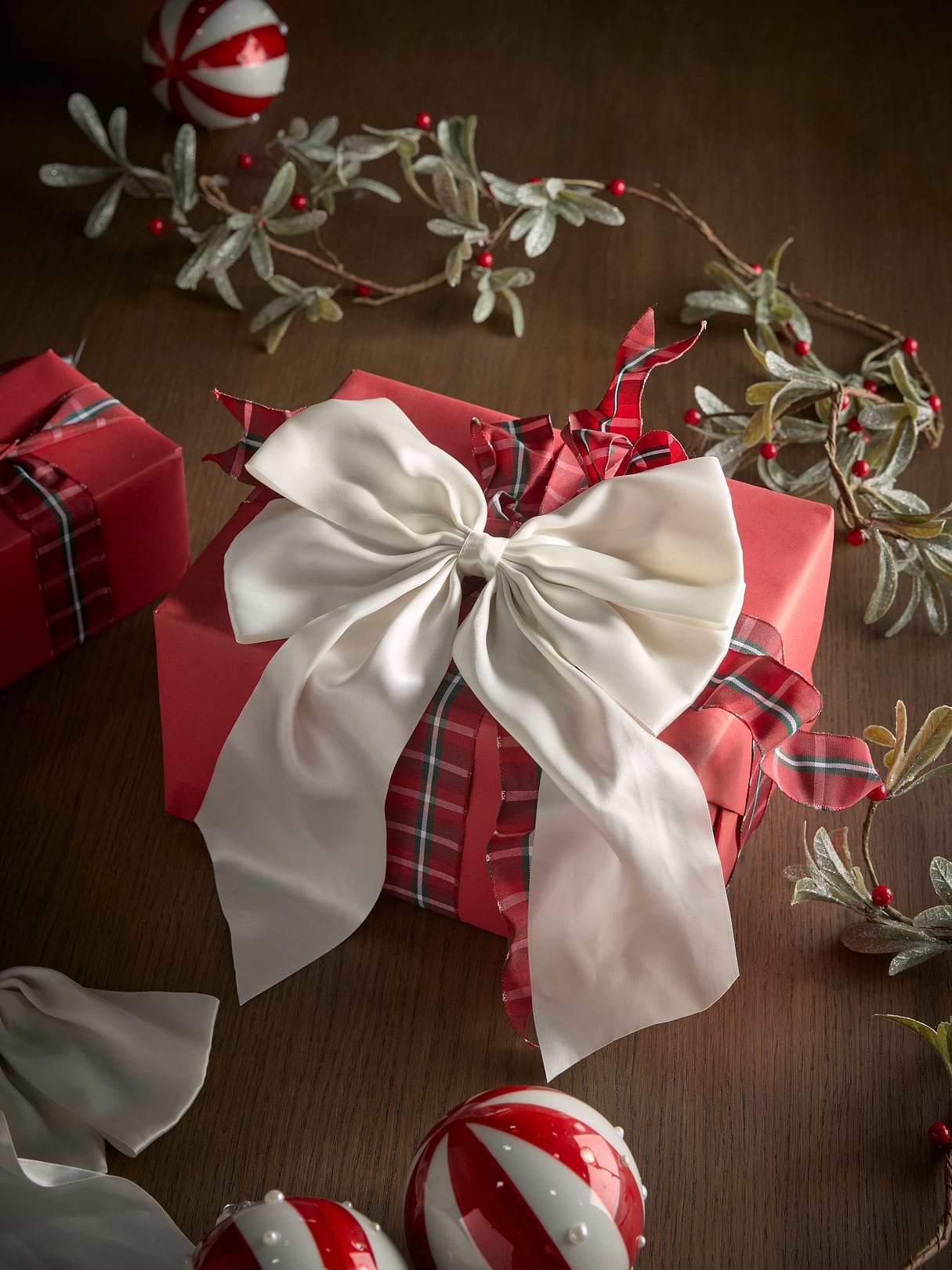 Four Supersized Satin Tree Bows - White