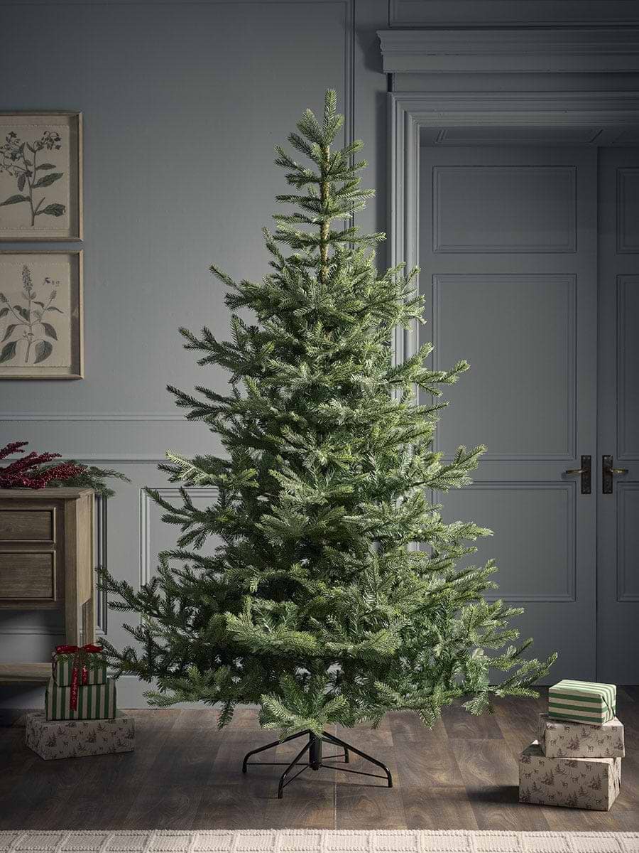 Bergen Spruce Christmas Tree - 7ft