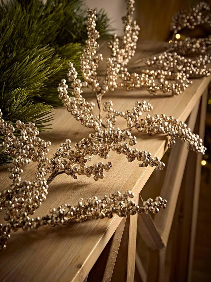 Metallic Champagne Berry Garland