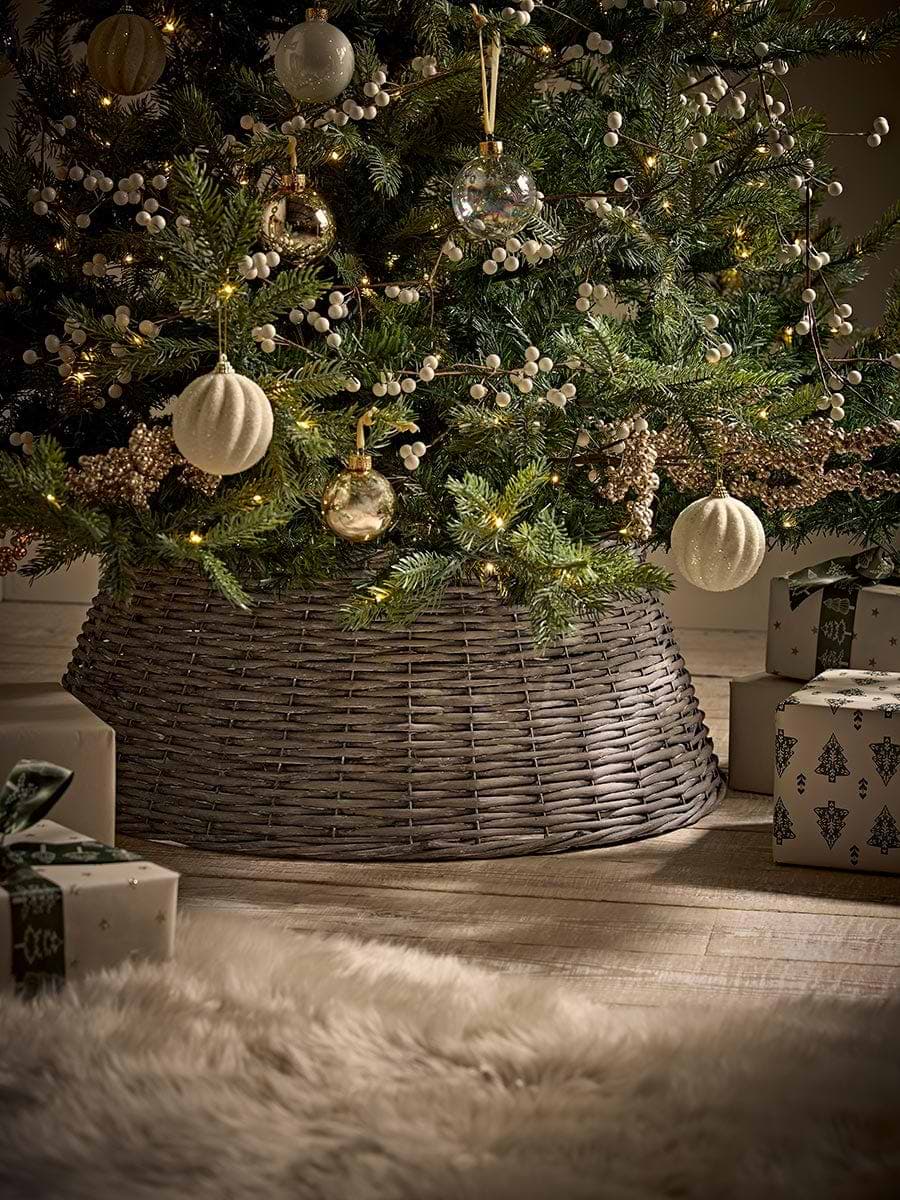 Natural Willow Tree Skirt