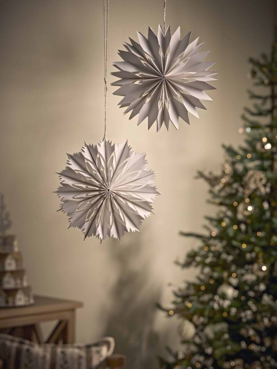 Small Cut Out Paper Stars - White