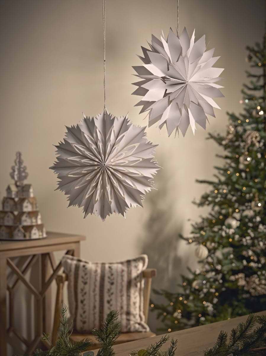 Large Cut out Paper Stars- White