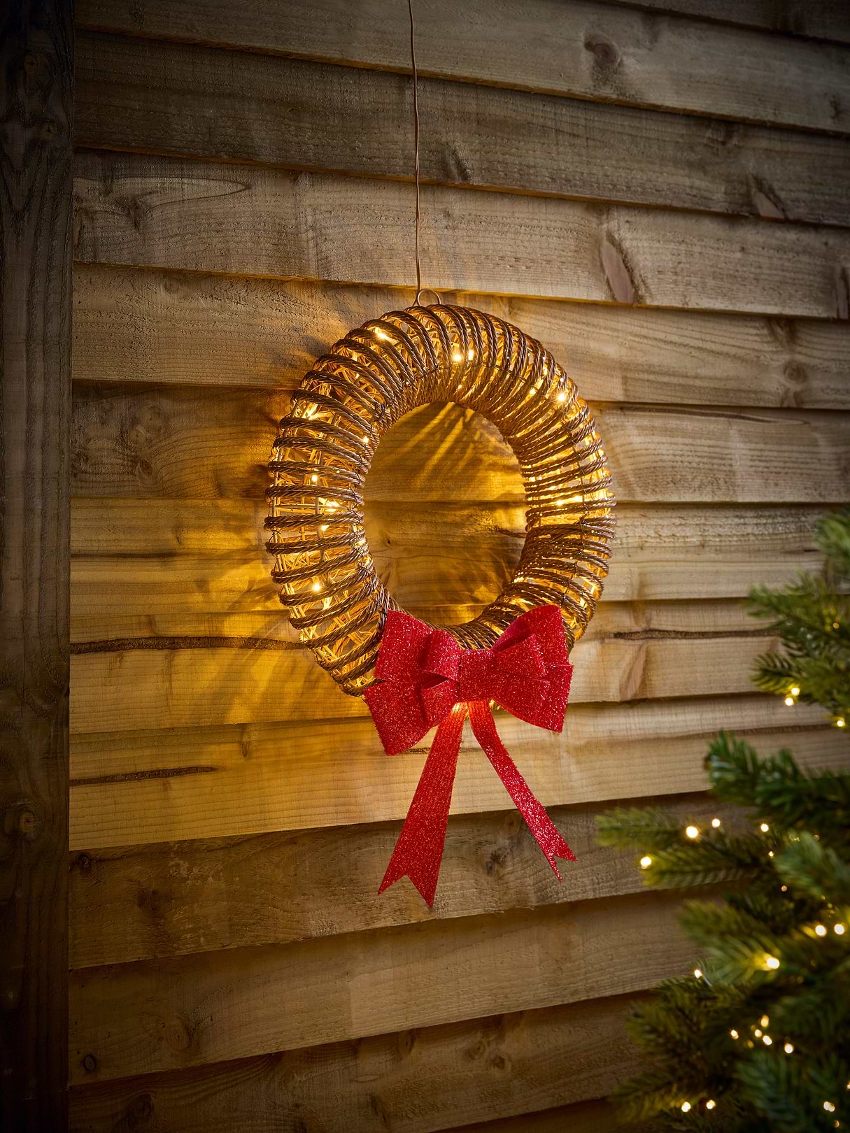 Red Bow Faux Wicker Wreath -Small