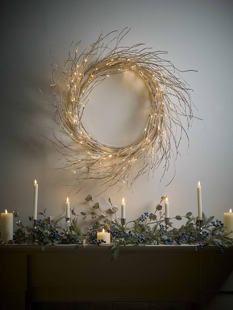 Golden Glow Light Up Wreath