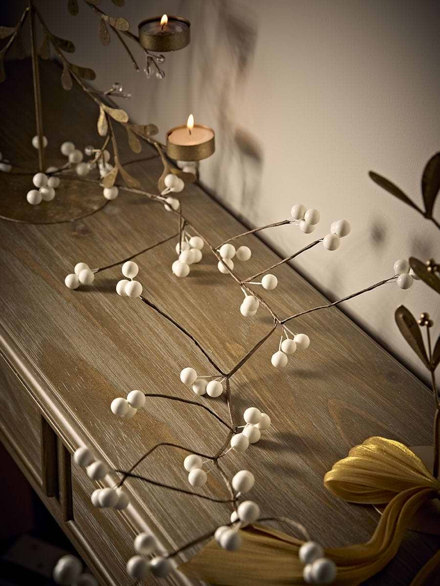 White Berry Garland