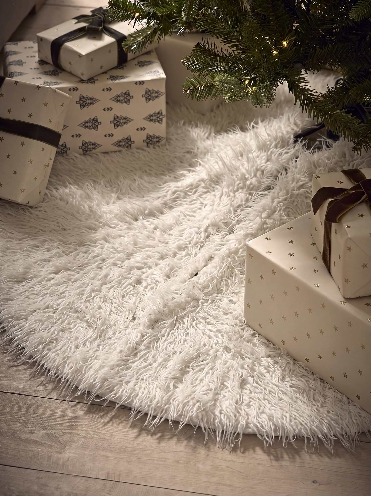 Faux Fur Tree Skirt