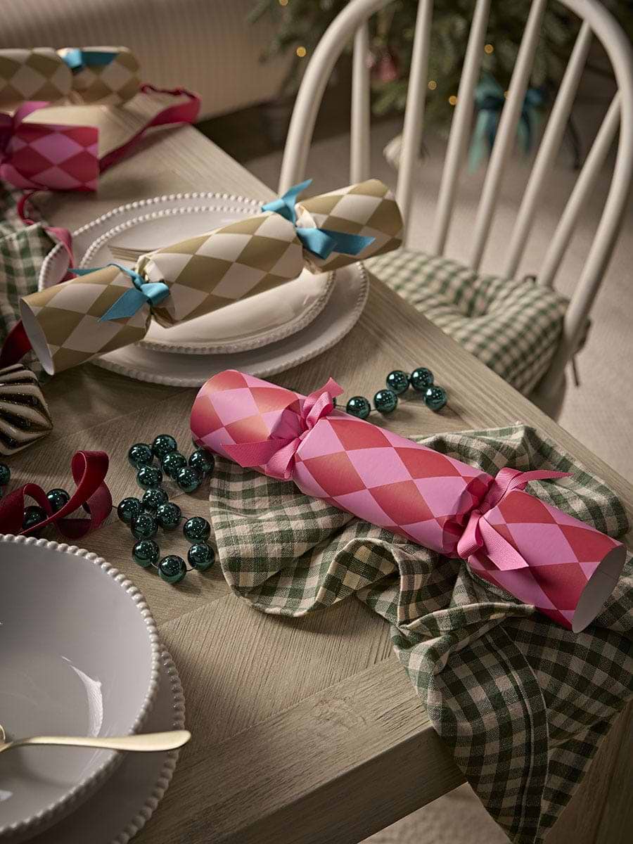 Six Luxury Handmade Crackers - Harlequin Mix