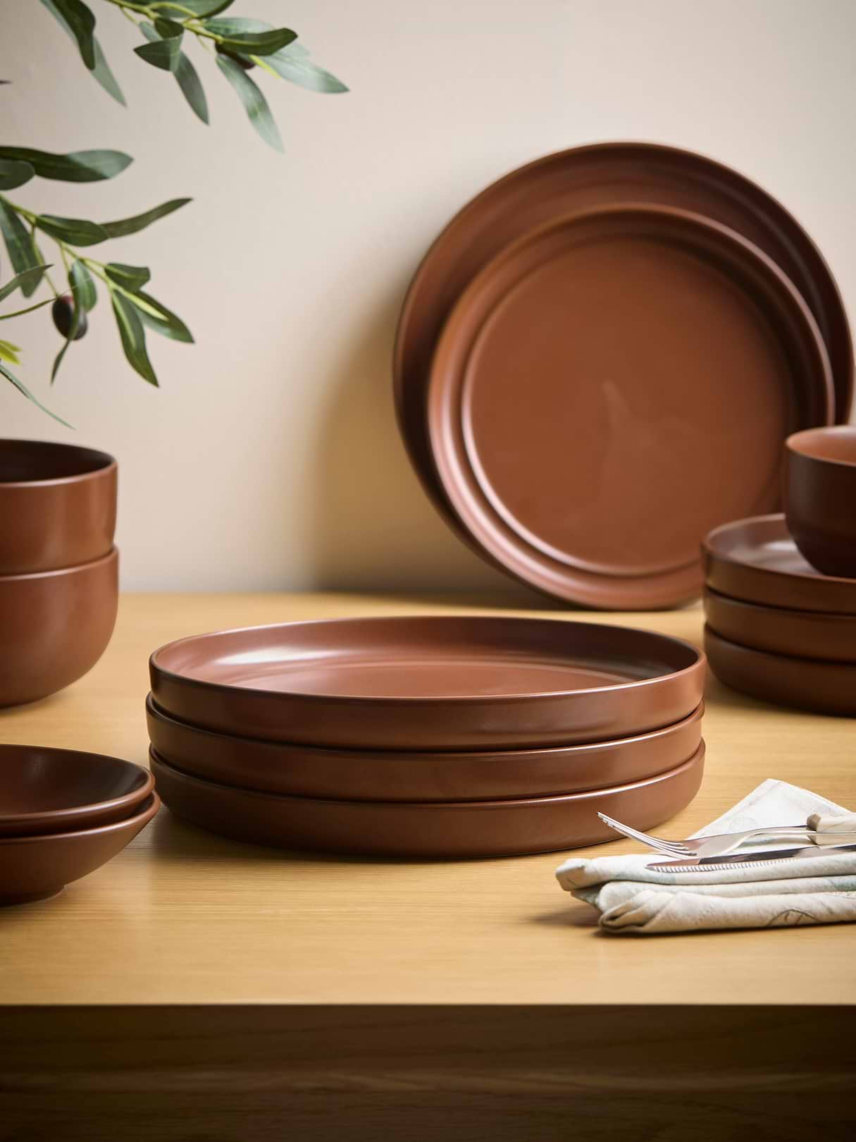 Four Lyra Side Plates
