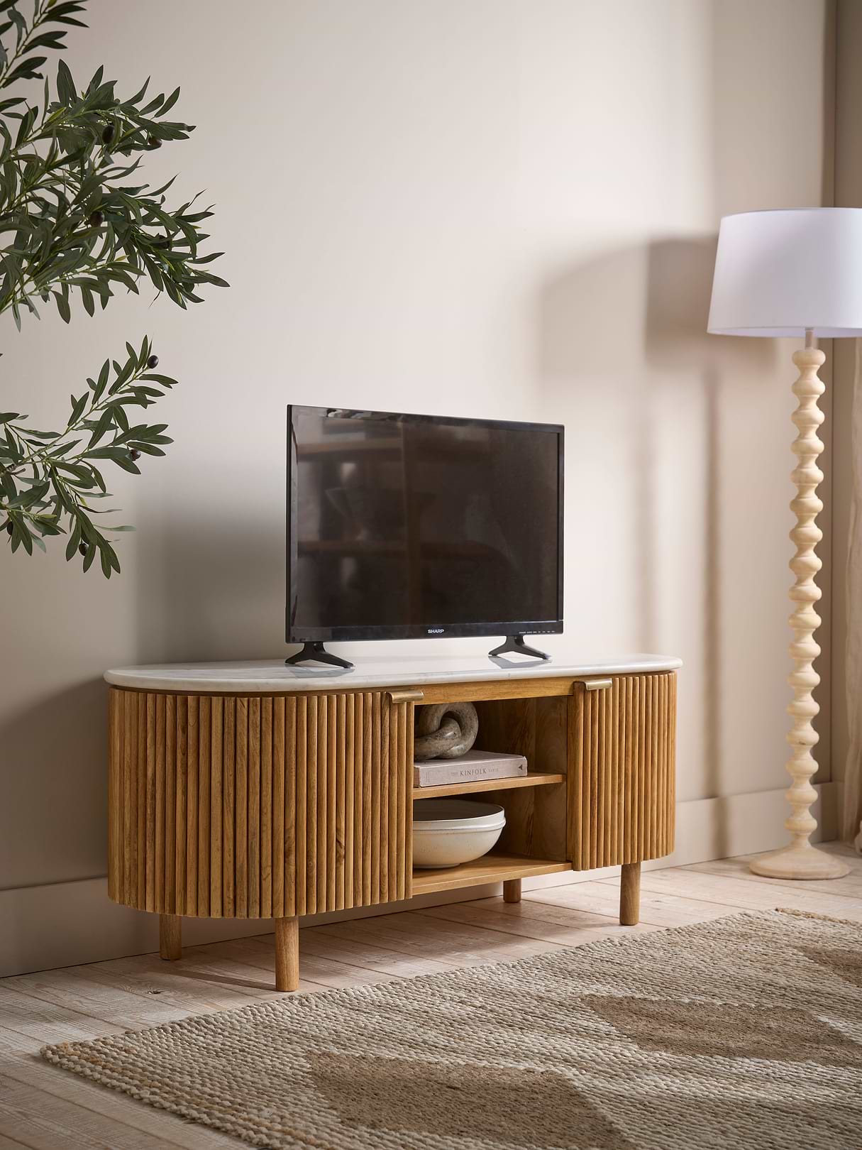 Maeva Fluted Media Unit