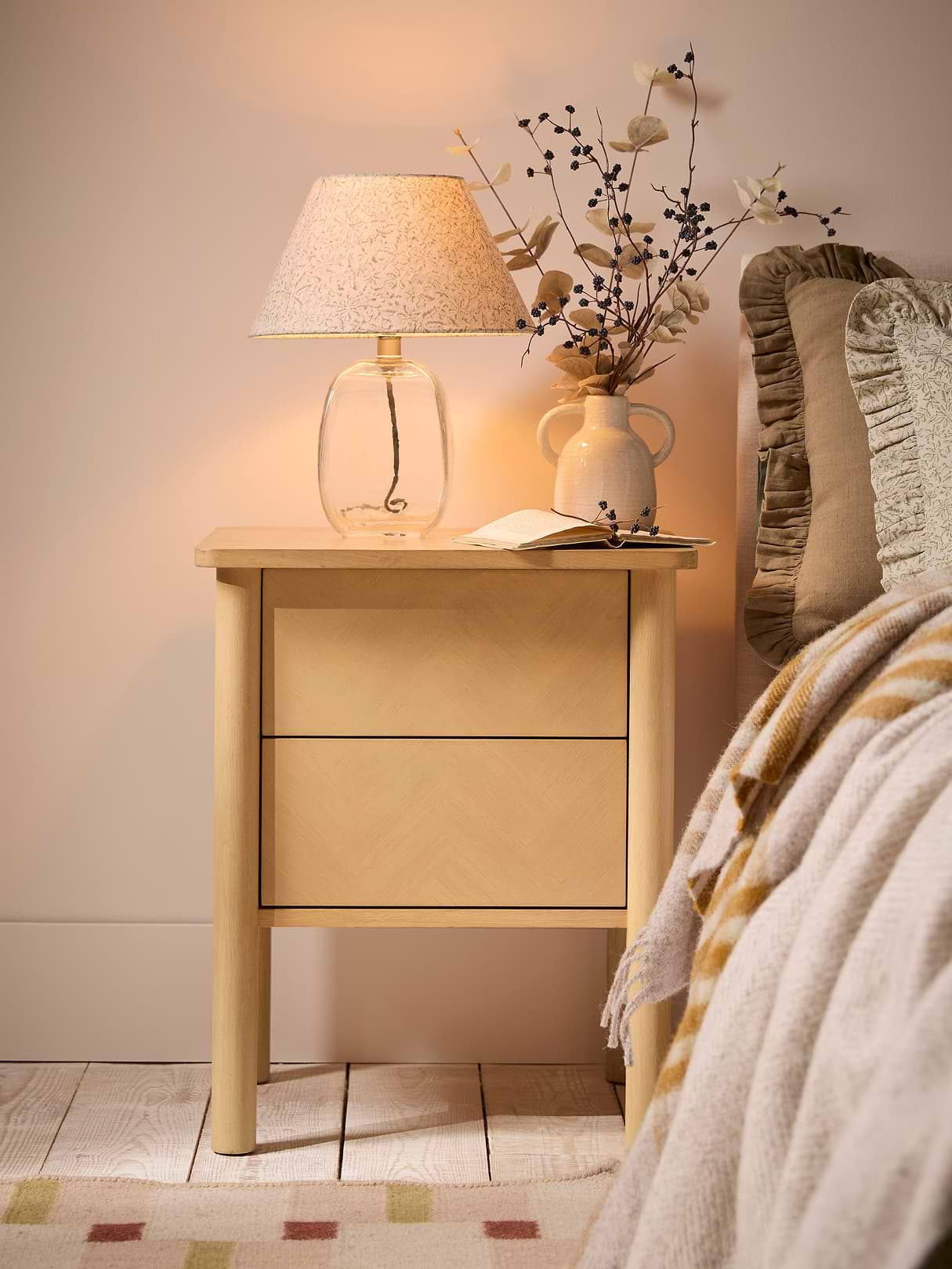 Alva Oak Bedside Table