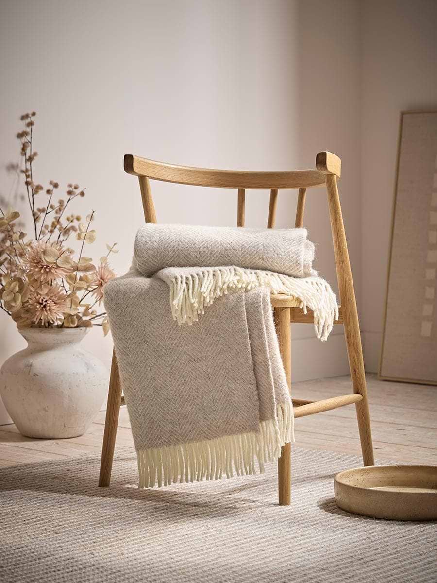 Herringbone Soft Wool Throw - Oatmeal