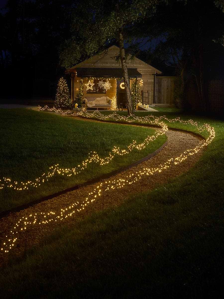 Pathfinder Cluster Lights with Stakes