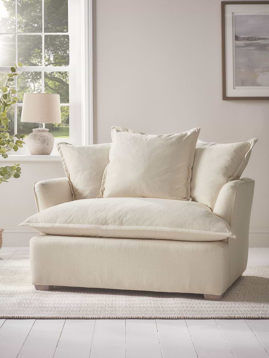Umea Loveseat