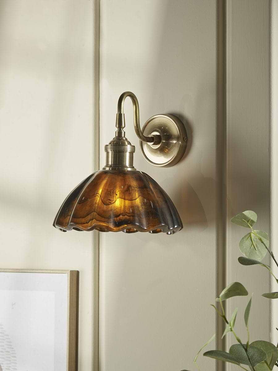 Amber Scalloped Wall Light