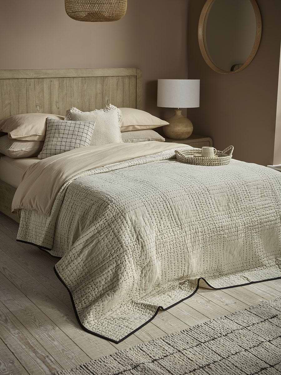 Yvoire Bedspread