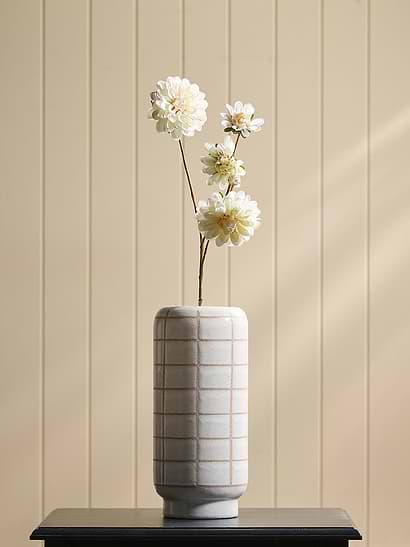 Dahlia Spray - Cream
