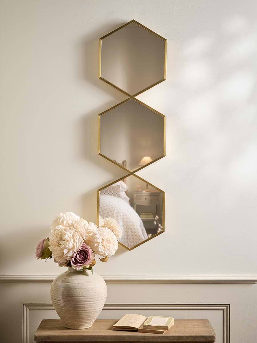 Monica Mirror
