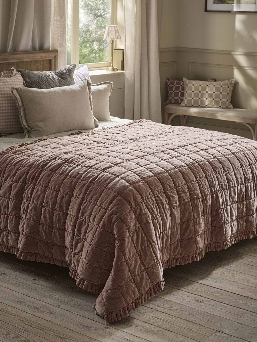 Ruffle Quilted Velvet Bedspread - Vintage Rose