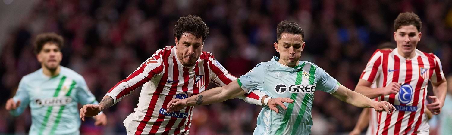Álvaro Fidalgo juega en real betis