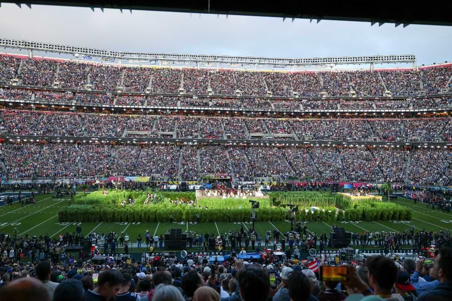 superbowl XL bad bunny