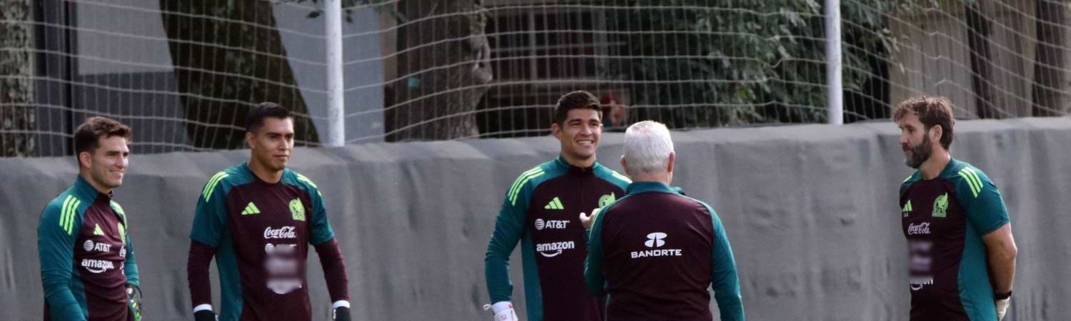 javier aguirre y técnicos con más Mundiales