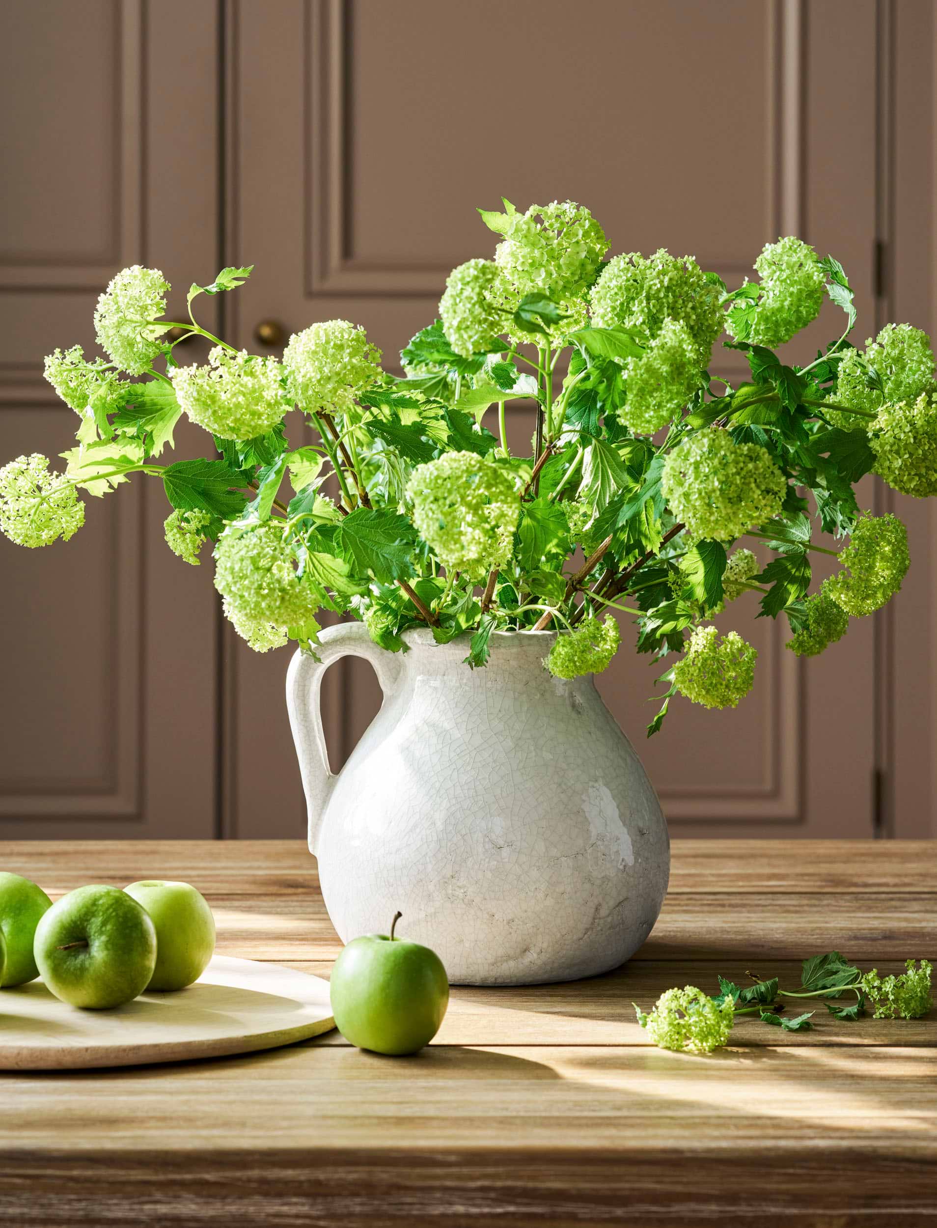 Ravello Flower Jug - Stoneware, White | Garden Trading