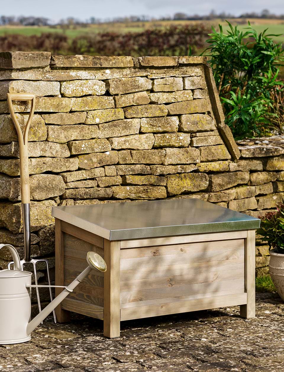 Aldsworth Outdoor Storage Box - Spruce, Natural, Small