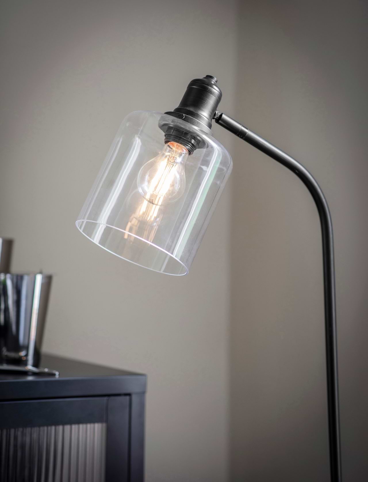 Who Made Industrial Floor Lamp With Clear Glass Shades: Discover Now!