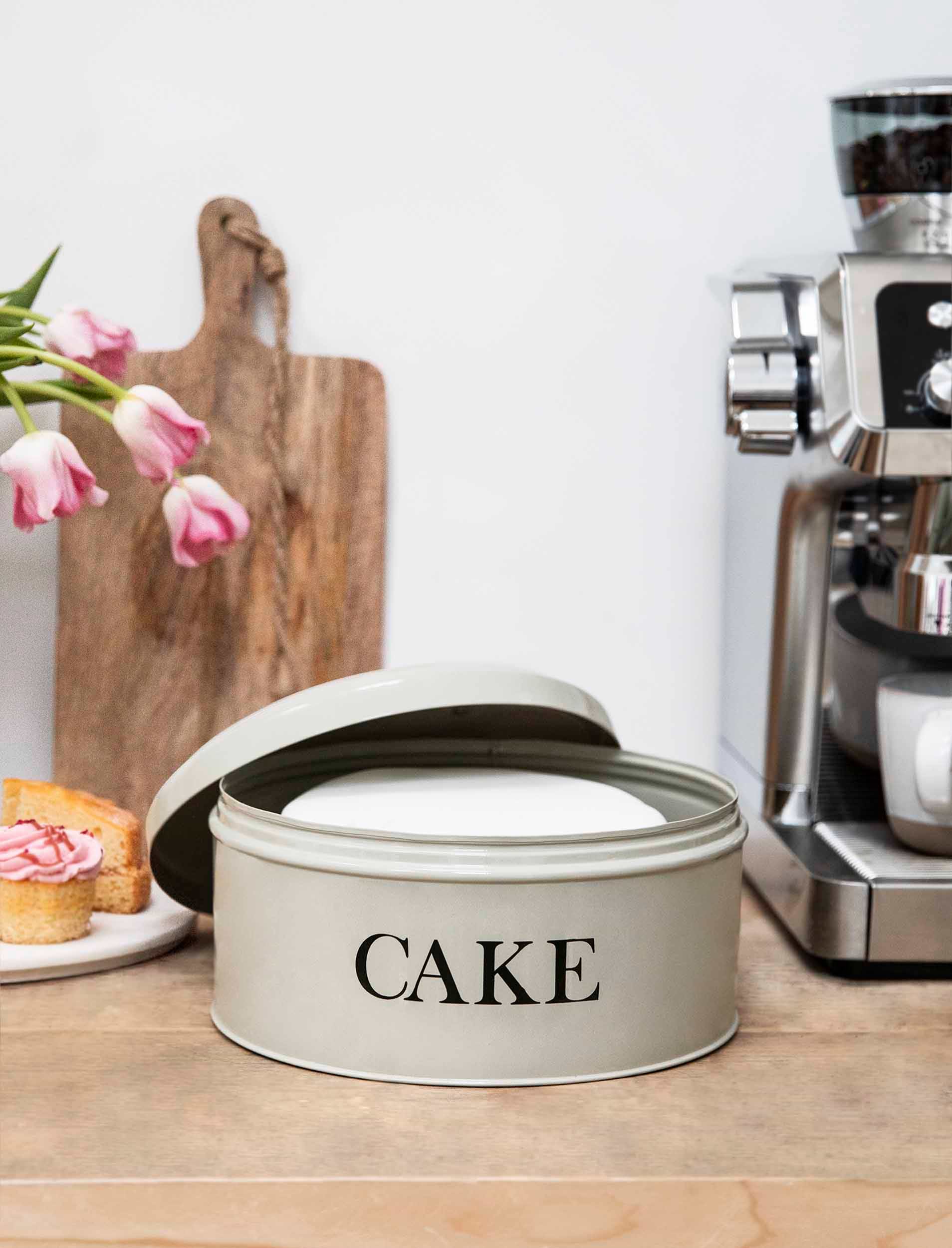 Original Round Cake Tin Clay Garden Trading