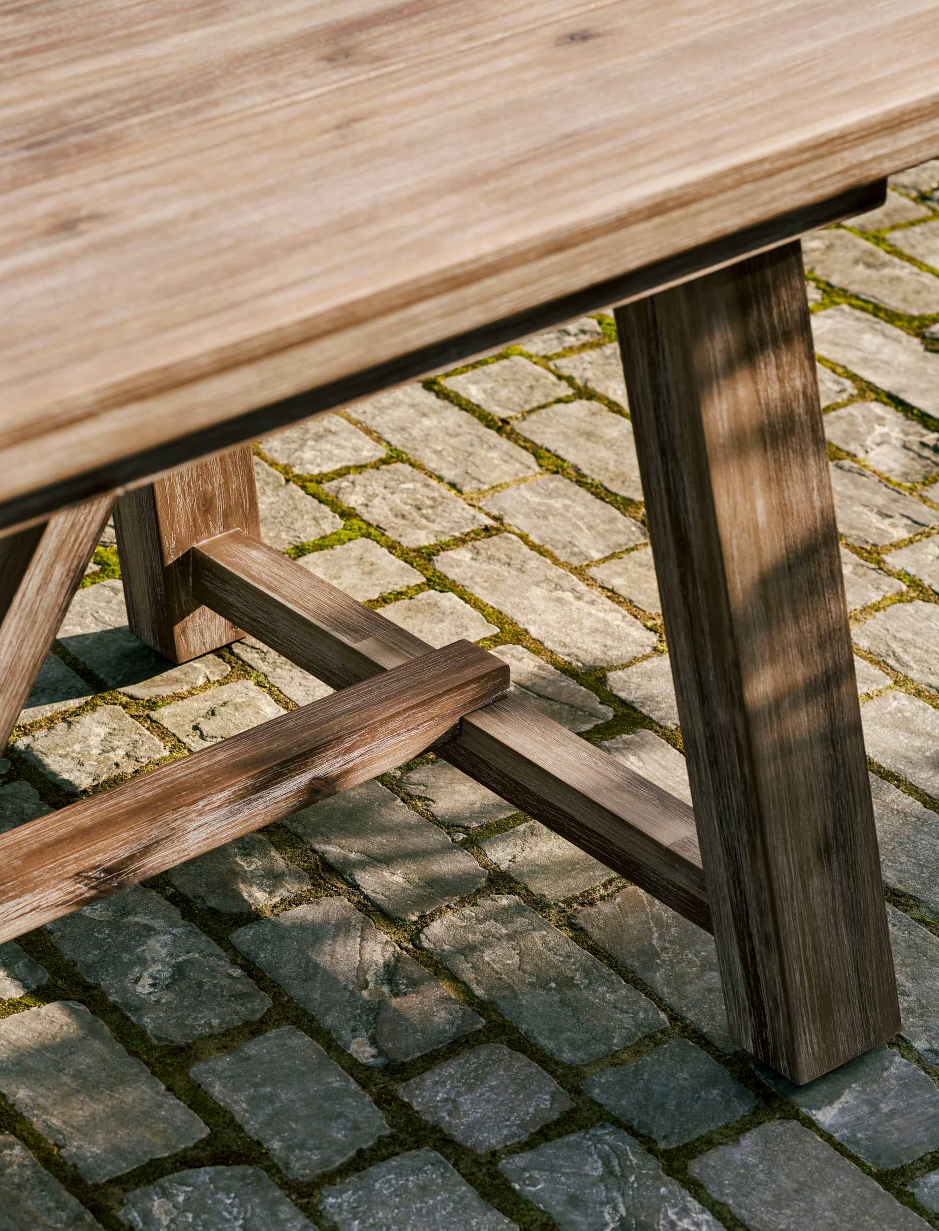 Chilford Solid Dining Table - Acacia Wood, Natural, Small