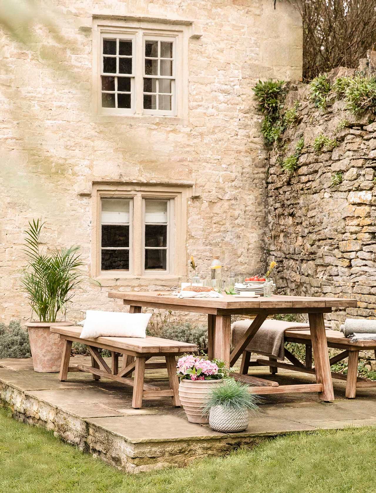 Solid Oak Rustic Wooden Garden Bench Chilford Solid Wood Table