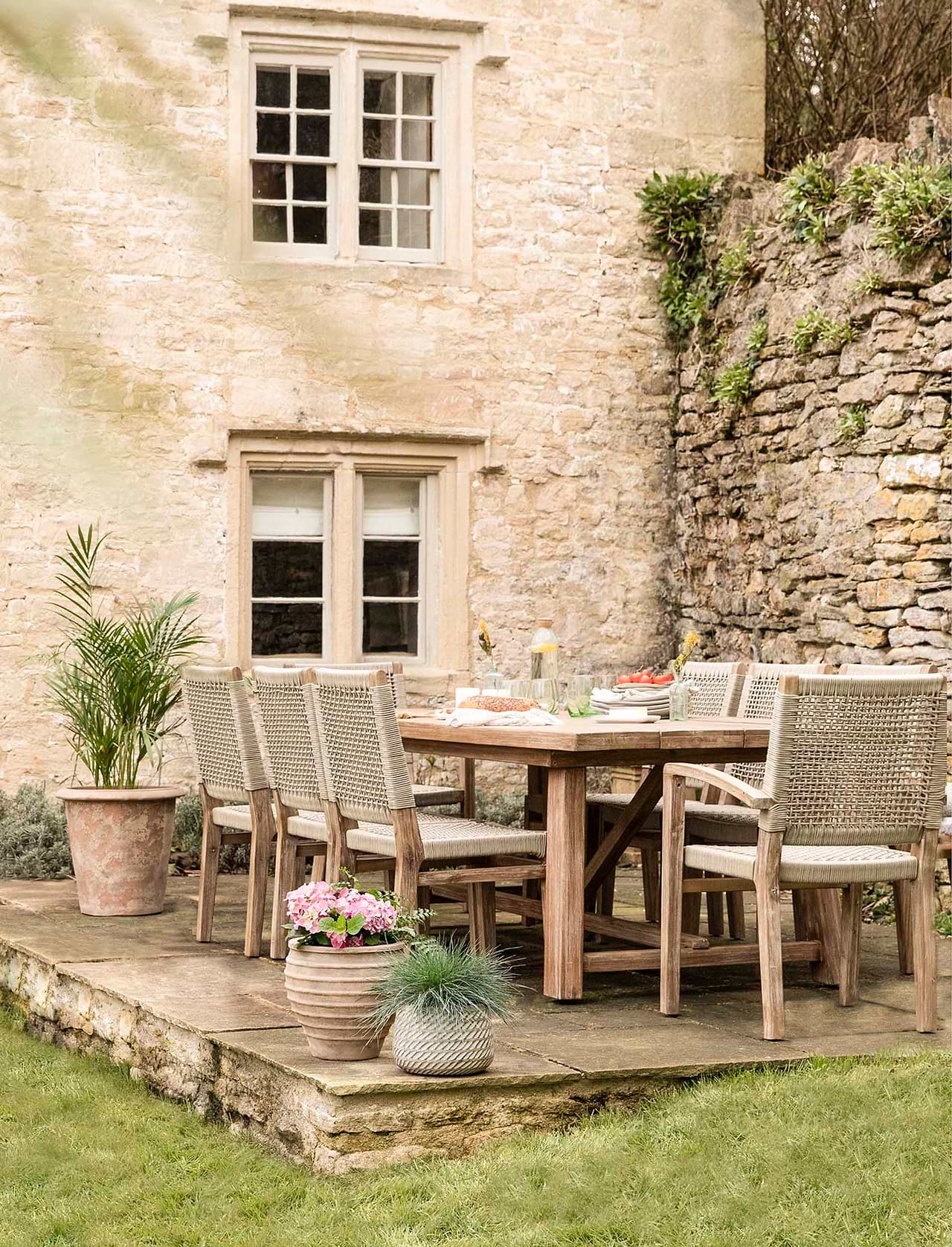 Garden Furniture Chunky Wooden Table And Chairs Chilford Solid