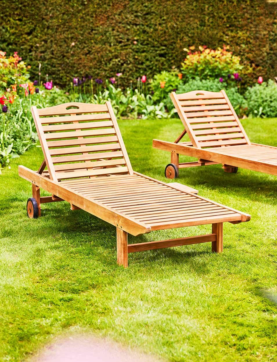Wooden Sun Loungers Winchcombe Teak Sun Lounger Garden Trading