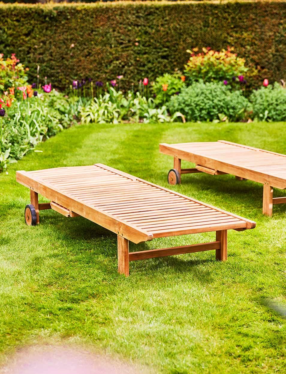 Winchcombe Teak Sun Lounger Garden Trading