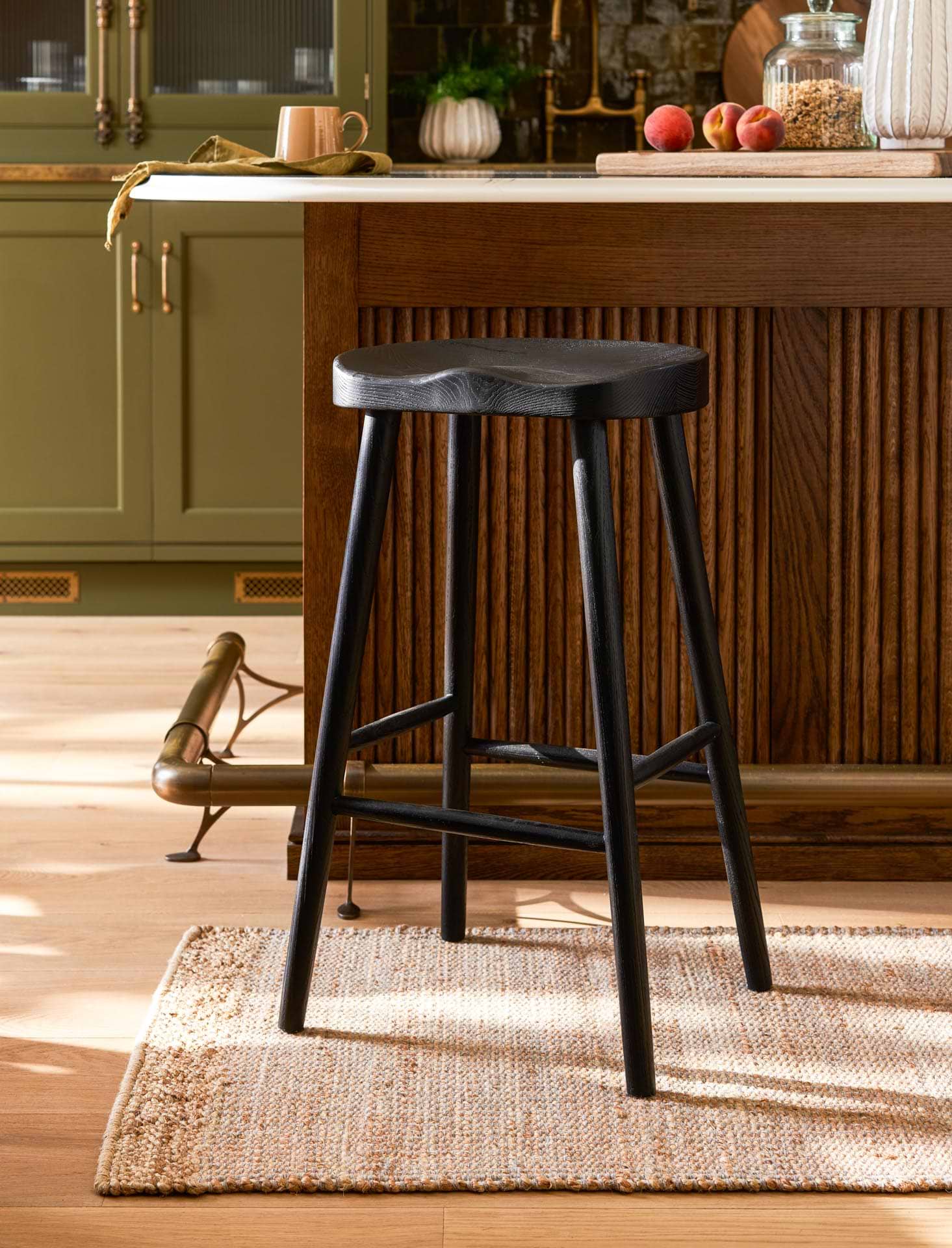 Lilley Bar Stool Black | Garden Trading